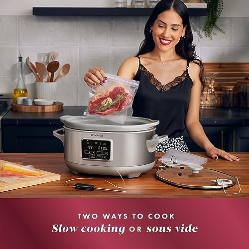 Crock-Pot 7 Quart Programmable Cook & Carry Slow Cooker v4019